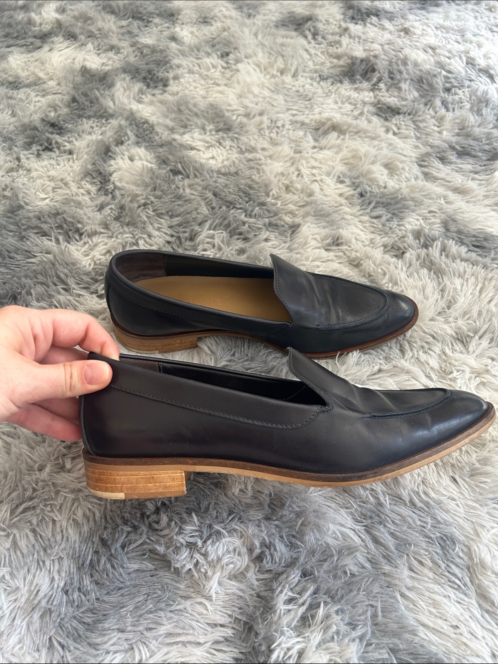 🇮🇹 Everlane Leather Navy Blue Penny Loafers